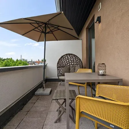 Luxus Penthouse Schlossoase Göhren-Lebbin